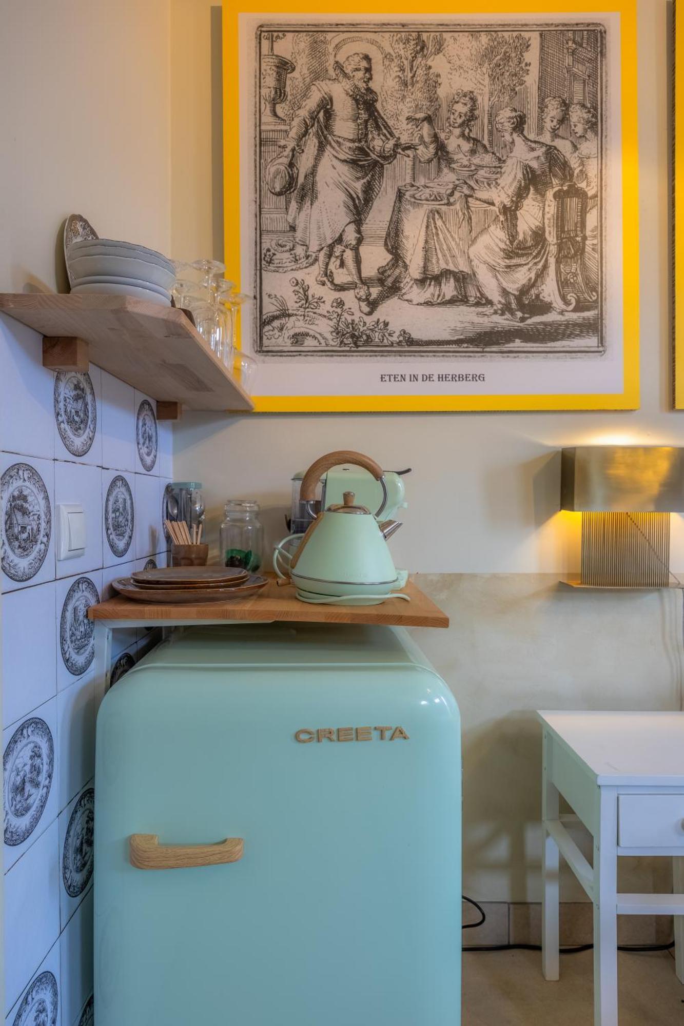 Unieke Bed En Breakfast Met Historisch Verhaal In Ferwert Ferwerd Buitenkant foto